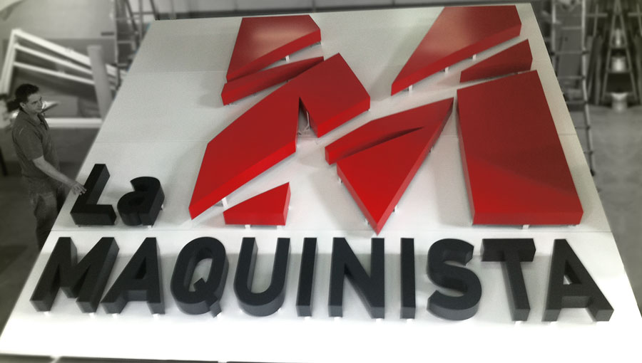 Fabricación de rótulo corporeo con iluminación LED para CC Maquinista